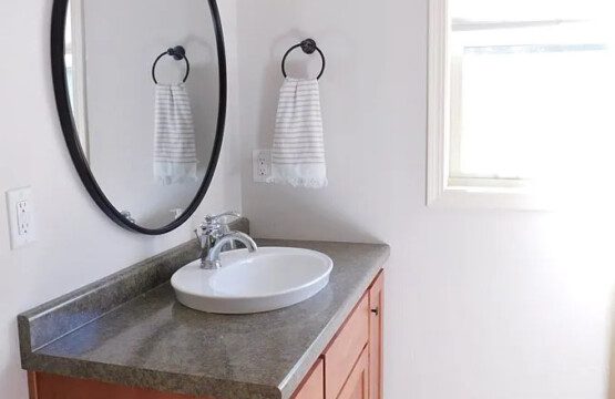 0bf8a79386044a04bf7ab7d8d577a0bc.jpg