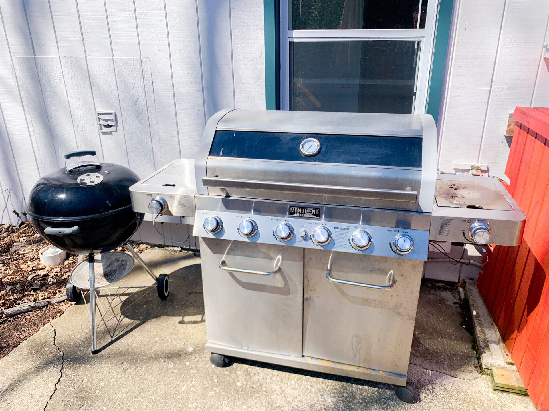 Propane grill and charcoal grills!