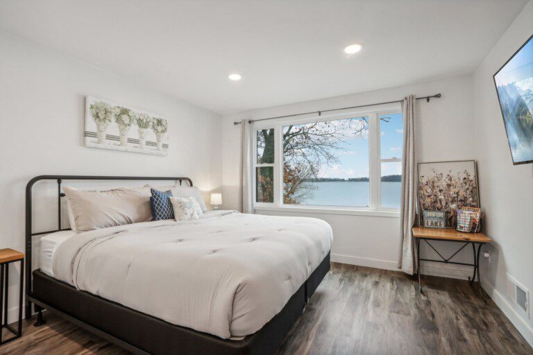 E Little Green Rd 045